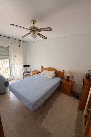 3 soveværelse Villa til salg i Villamartin, Orihuela med swimmingpool - € 149.900 (Ref: 9614081)