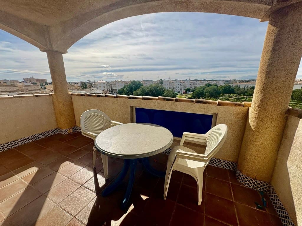 2 sovrum Lägenhet till salu i La Zenia med pool garage - 149 950 € (Ref: 9618615)
