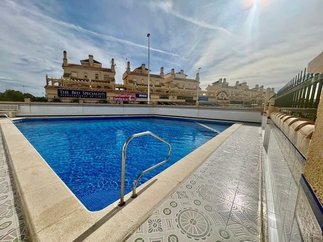 2 sovrum Lägenhet till salu i La Zenia, Orihuela med pool garage - 149 950 € (Ref: 9618615)