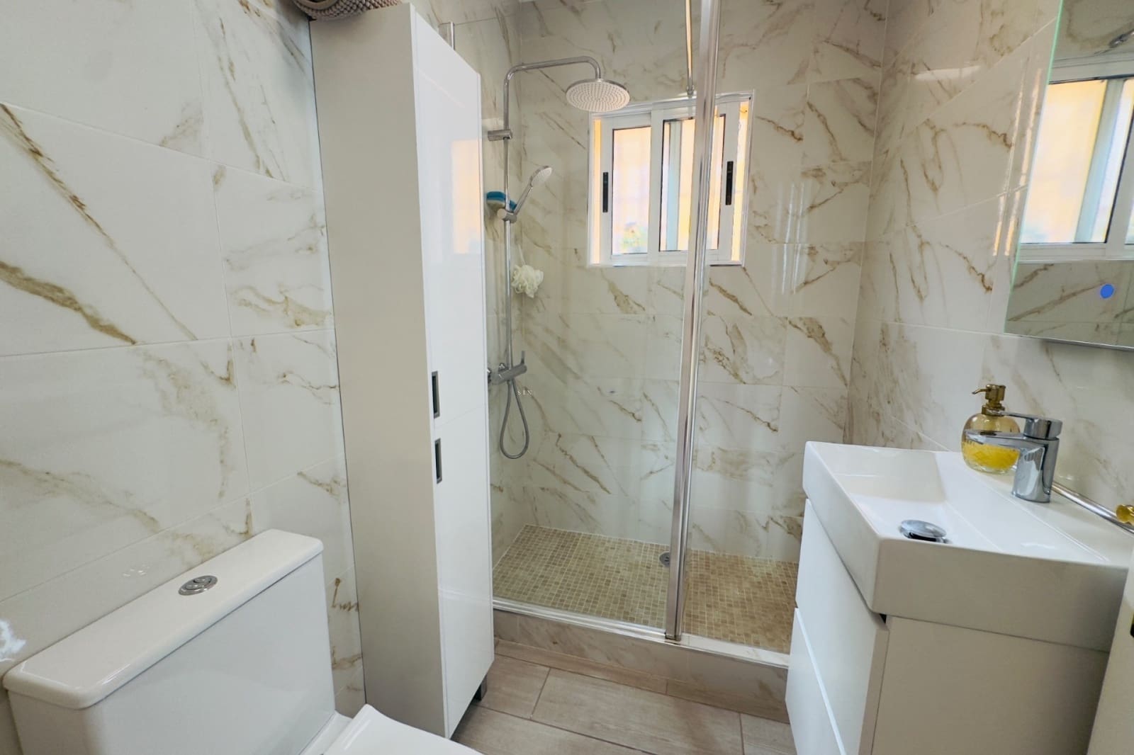 2 bedroom Villa for sale in Playa Flamenca with pool - € 219,900 (Ref: 9622938)