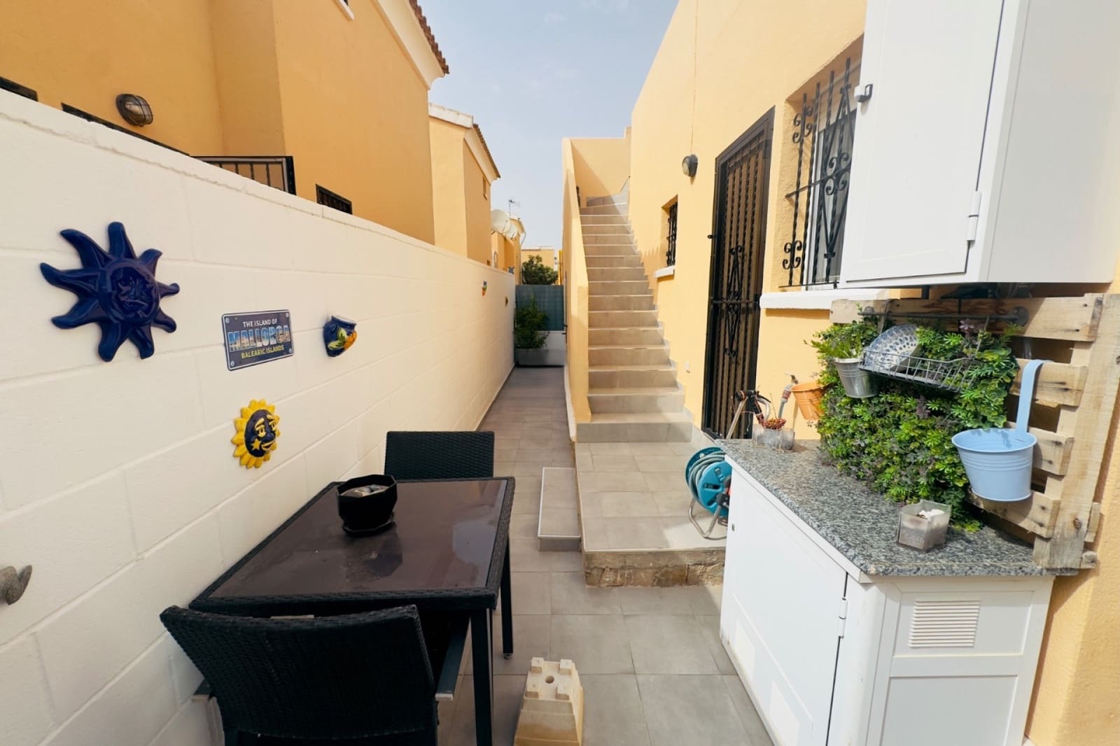 2 bedroom Villa for sale in Playa Flamenca with pool - € 219,900 (Ref: 9622938)