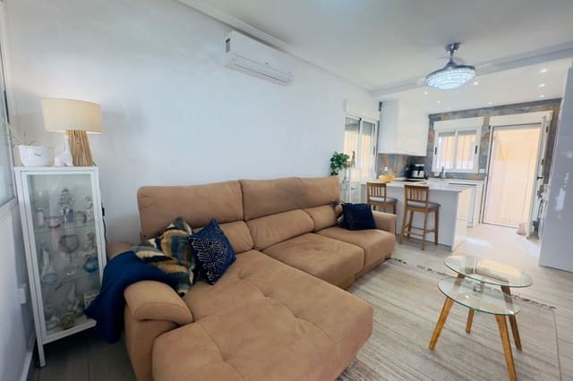 2 bedroom Villa for sale in Playa Flamenca, Orihuela with pool - € 219,900 (Ref: 9622938)