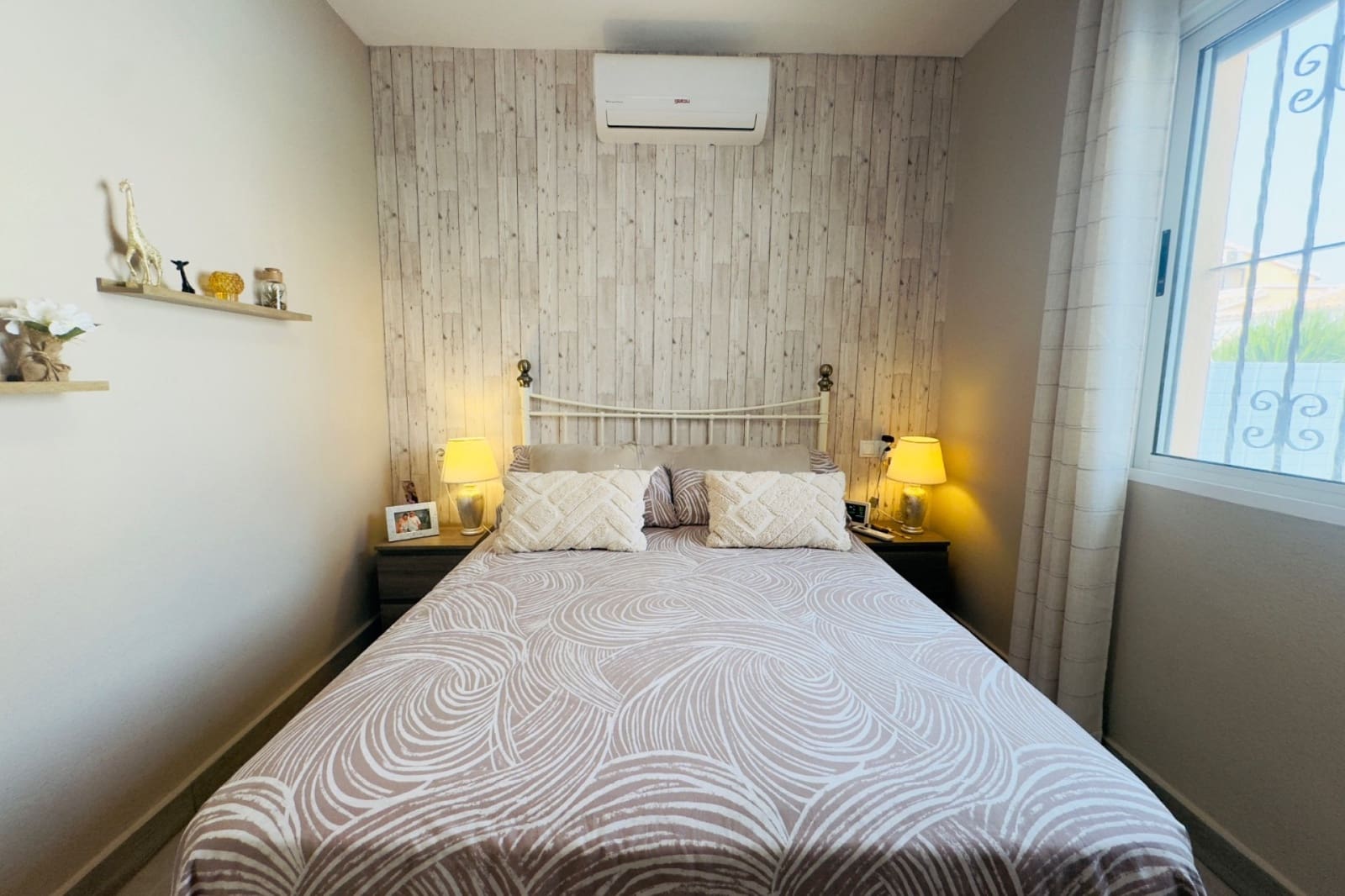 2 bedroom Villa for sale in Playa Flamenca with pool - € 219,900 (Ref: 9622938)