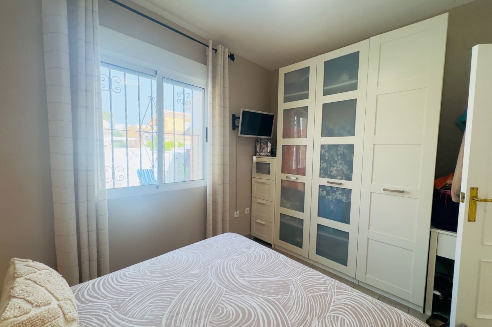 2 bedroom Villa for sale in Playa Flamenca with pool - € 219,900 (Ref: 9622938)