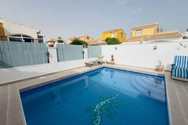 2 bedroom Villa for sale in Playa Flamenca, Orihuela with pool - € 219,900 (Ref: 9622938)