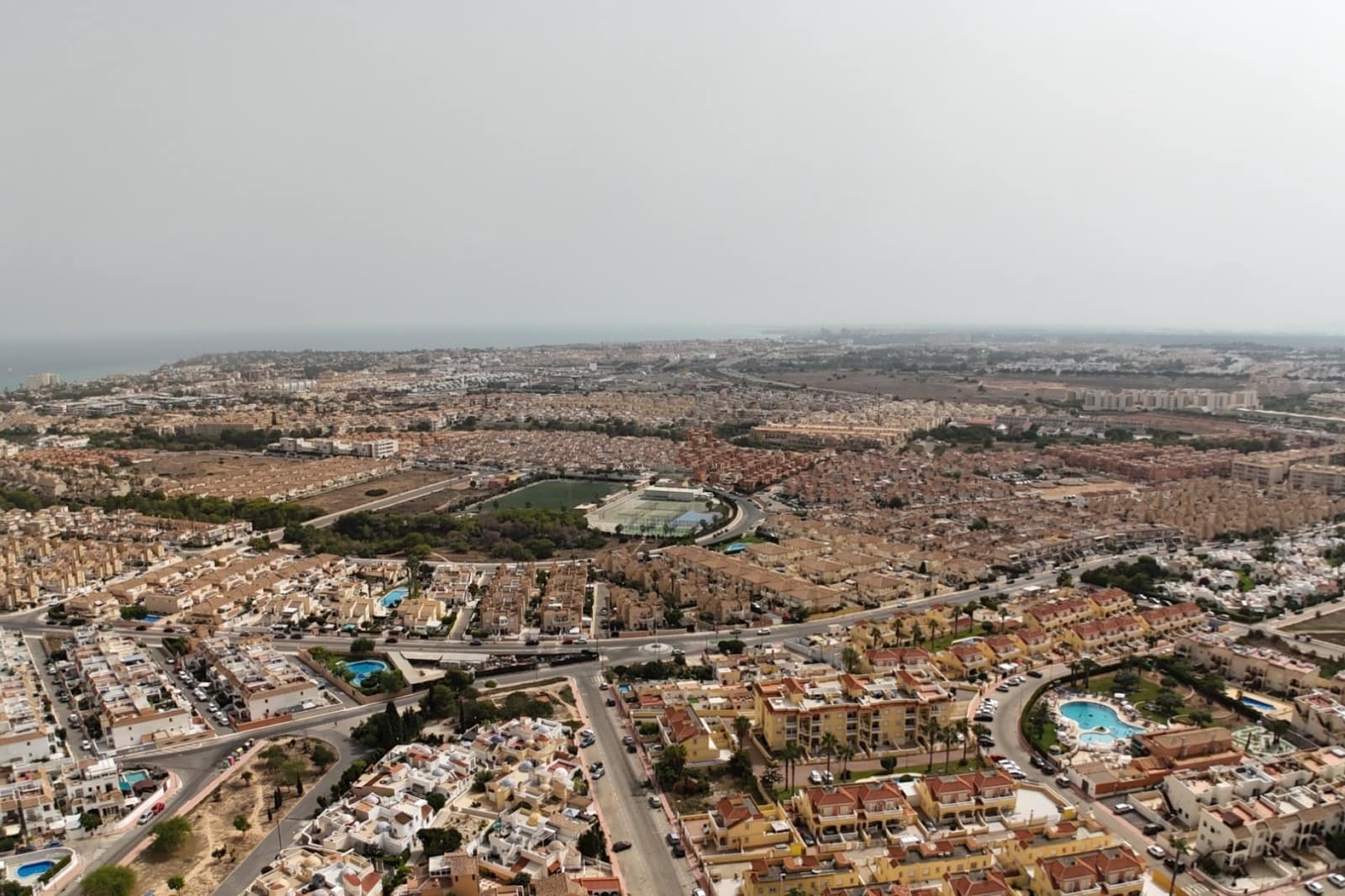 2 bedroom Villa for sale in Playa Flamenca with pool - € 219,900 (Ref: 9622938)