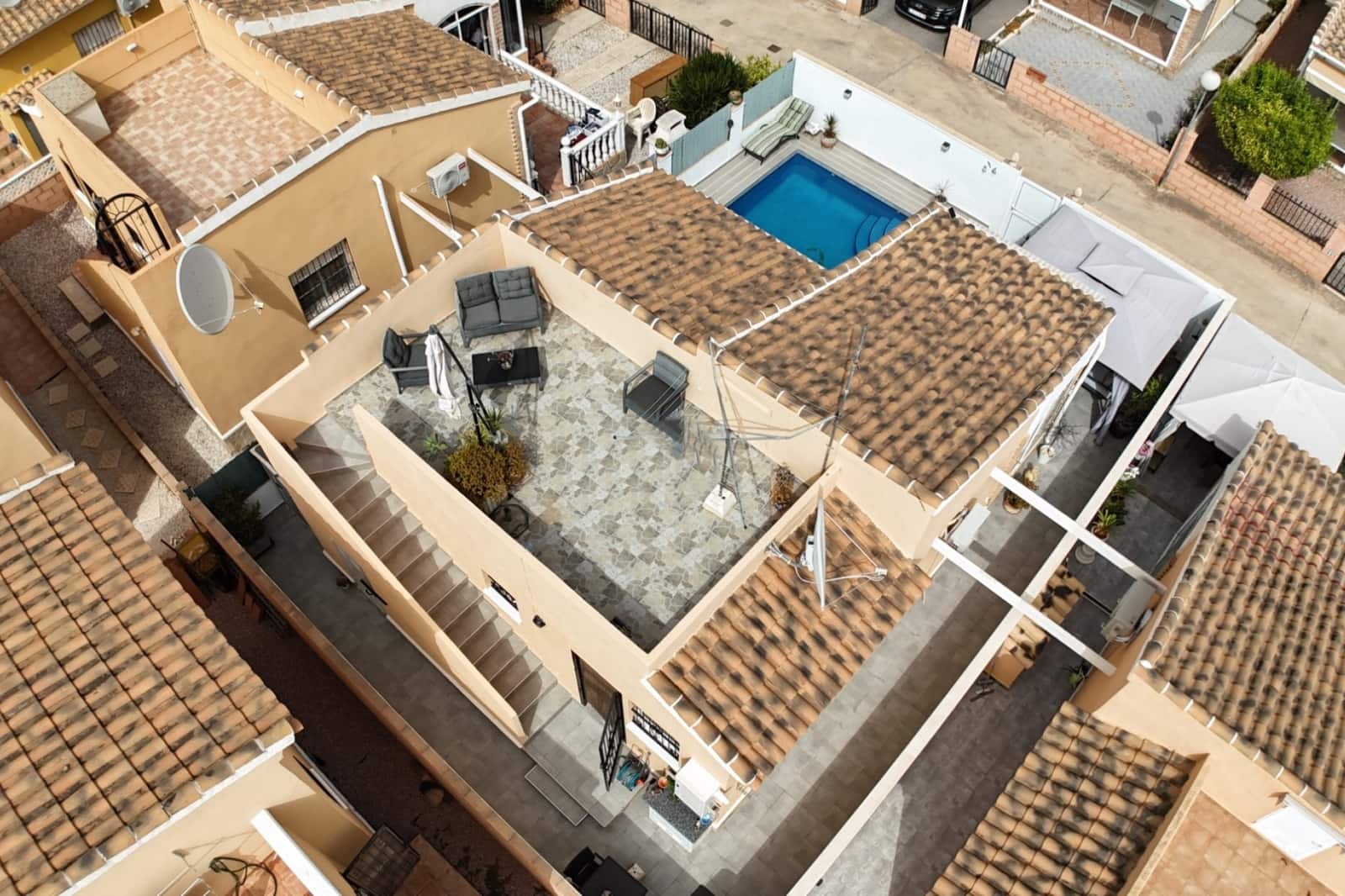 2 bedroom Villa for sale in Playa Flamenca with pool - € 219,900 (Ref: 9622938)