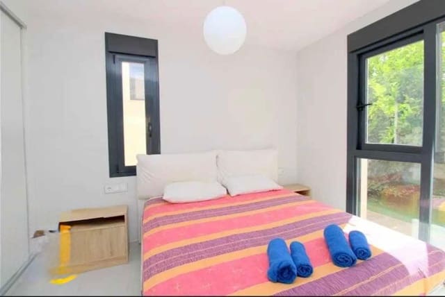 3 bedroom Villa for sale in Playa Flamenca, Orihuela with pool garage - € 399,000 (Ref: 9623222)