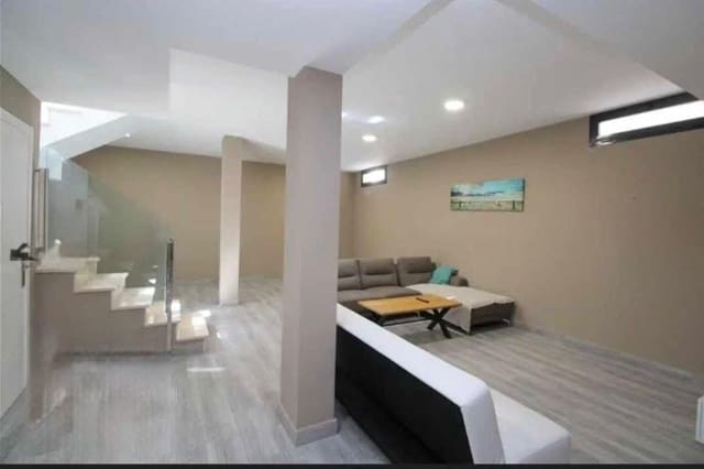 3 bedroom Villa for sale in Playa Flamenca, Orihuela with pool garage - € 399,000 (Ref: 9623222)