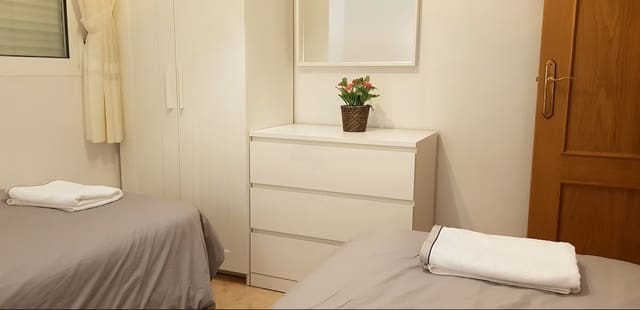 2 slaapkamer Appartement te koop in La Mata, Torrevieja met zwembad - € 149.900 (Ref: 9641023)