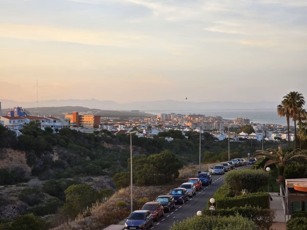 2 slaapkamer Appartement te koop in La Mata met zwembad - € 149.900 (Ref: 9641023)