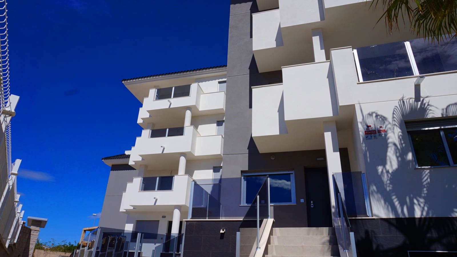 2 bedroom Apartment for sale in Villamartin with pool garage - € 255,000 (Ref: 9641026)