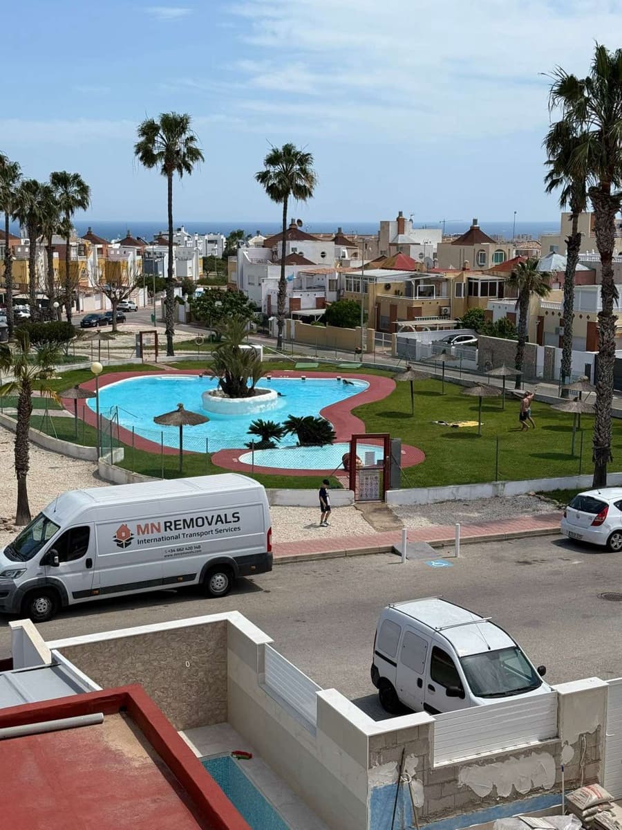 3 soverom Villa til salgs i Playa Flamenca med svømmebasseng - € 229 900 (Ref: 9659813)