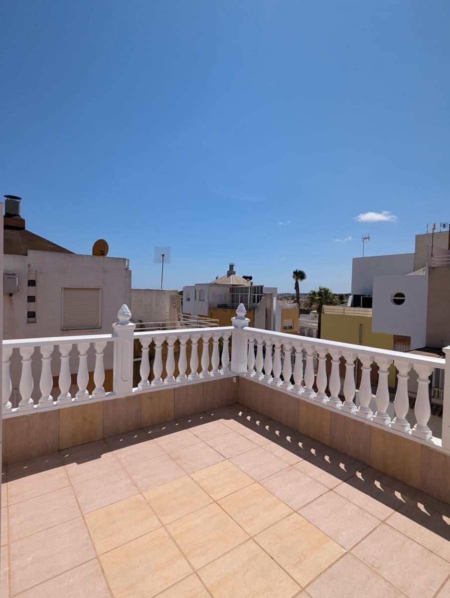 3 soverom Villa til salgs i Playa Flamenca med svømmebasseng - € 229 900 (Ref: 9659813)
