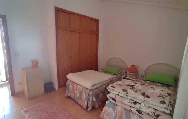 3 makuuhuone Huvila myytävänä paikassa Playa Flamenca, Orihuela mukana uima-altaan - 164 950 € (Ref: 9669133)