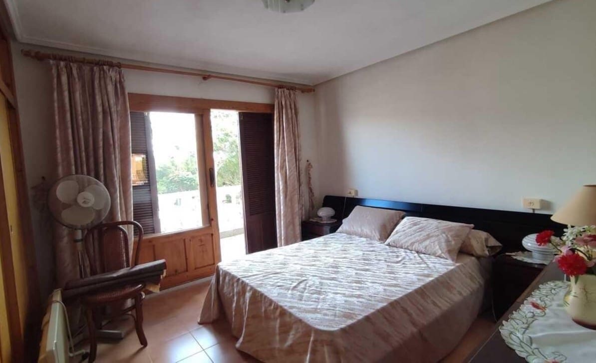 3 makuuhuone Huvila myytävänä paikassa Playa Flamenca mukana uima-altaan - 164 950 € (Ref: 9669133)