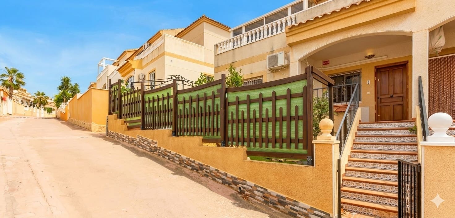 3 soverom Bungalow til salgs i Playa Flamenca - € 149 000 (Ref: 9685237)