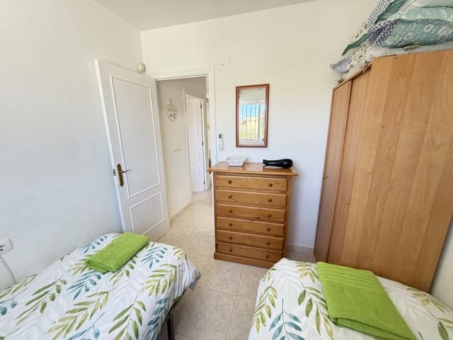 Apartamento de 2 habitaciones en Villamartin, Orihuela en venta con piscina - 159.995 € (Ref: 9691425)