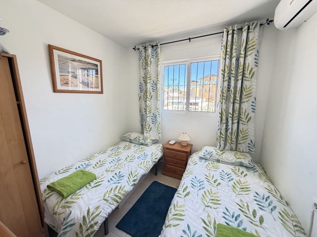 Apartamento de 2 habitaciones en Villamartin, Orihuela en venta con piscina - 159.995 € (Ref: 9691425)