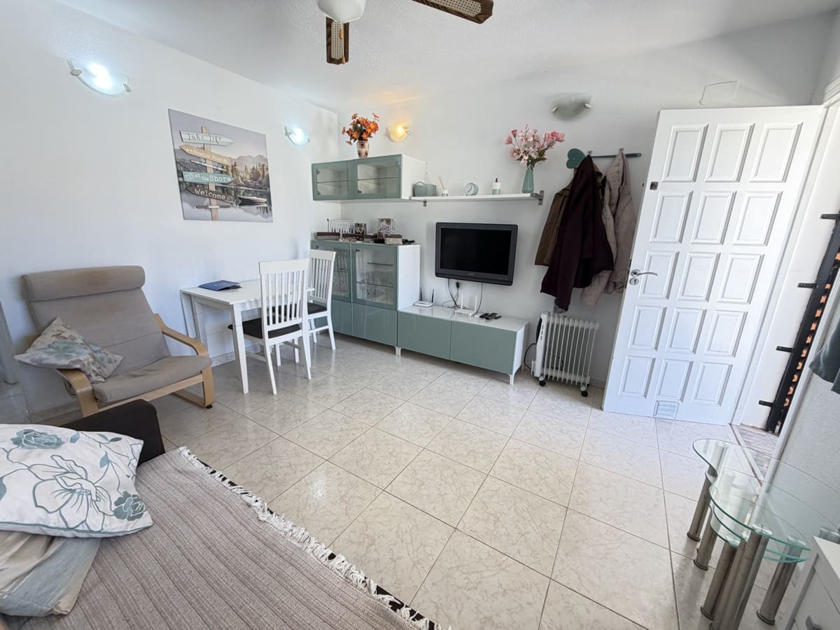 2 bedroom Apartment for sale in Villamartin with pool - € 159,995 (Ref: 9691425)