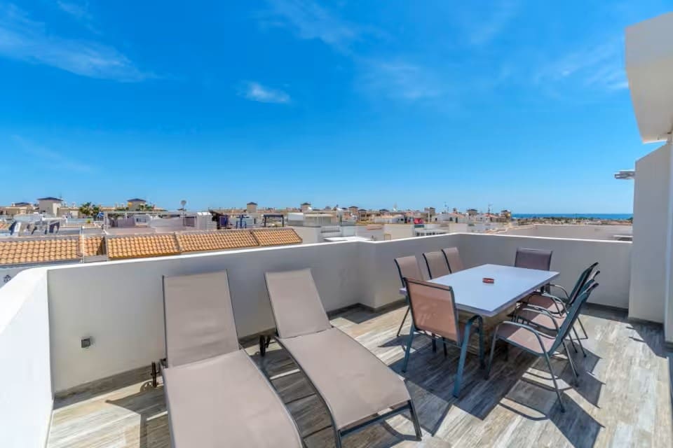 4 soverom Bungalow til salgs i Playa Flamenca med svømmebasseng - € 189 000 (Ref: 9700084)