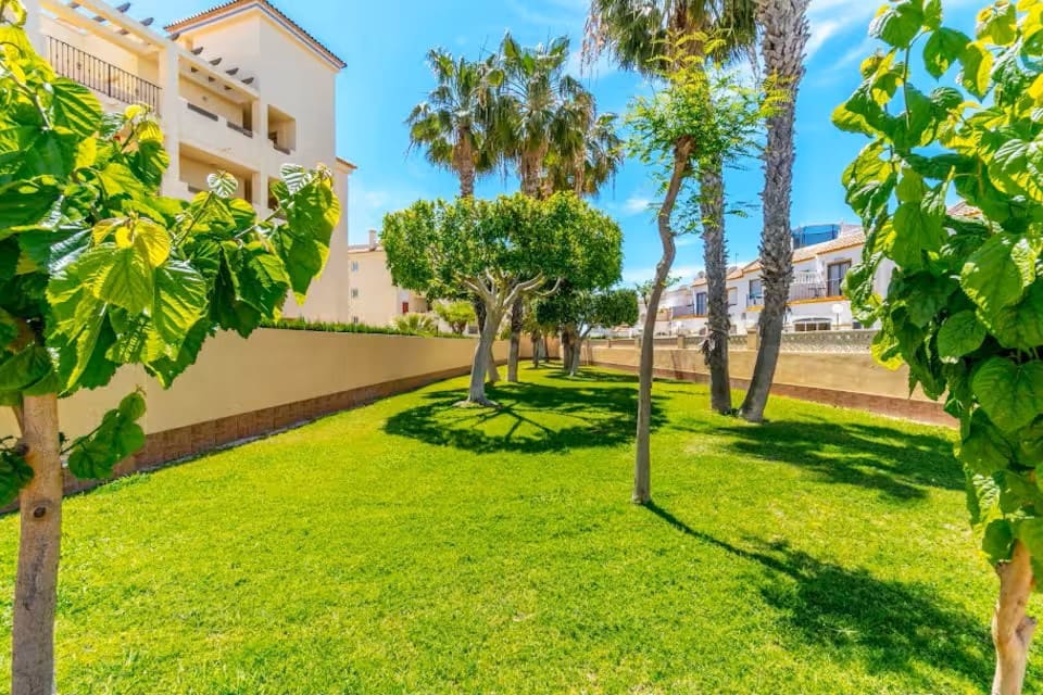 4 soverom Bungalow til salgs i Playa Flamenca med svømmebasseng - € 189 000 (Ref: 9700084)