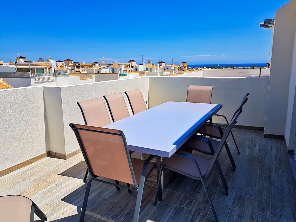 4 soverom Bungalow til salgs i Playa Flamenca med svømmebasseng - € 189 000 (Ref: 9700084)