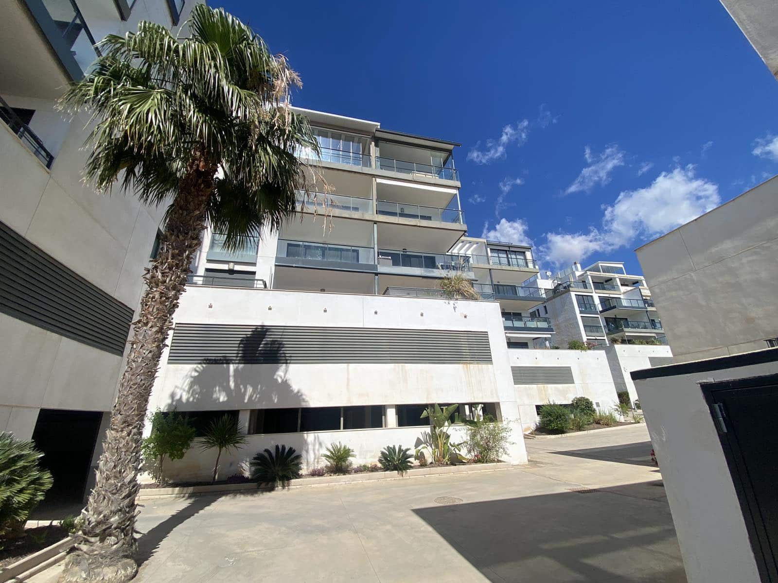 3 bedroom Apartment for sale in Villamartin with pool garage - € 218,000 (Ref: 9709079)