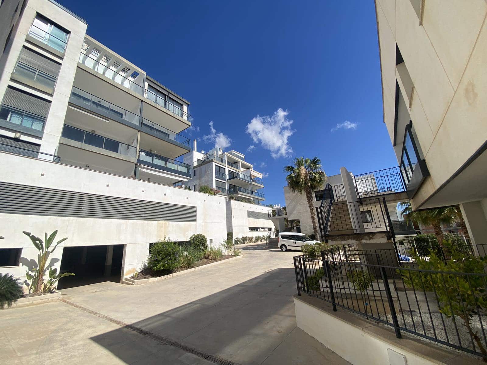 3 bedroom Apartment for sale in Villamartin with pool garage - € 218,000 (Ref: 9709079)