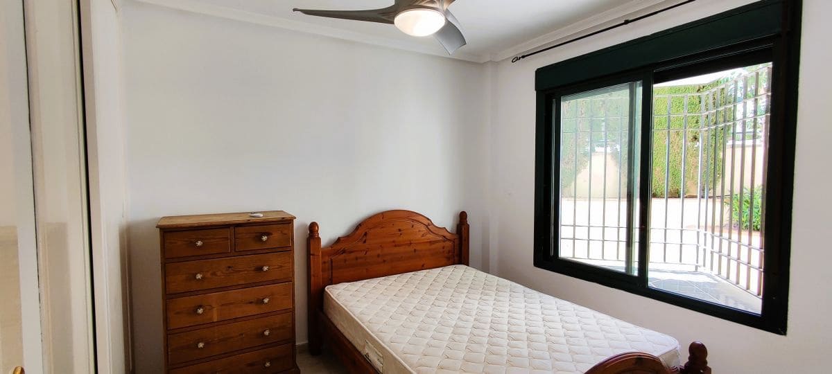 2 bedroom Bungalow for sale in Villamartin with pool garage - € 169,000 (Ref: 9730819)