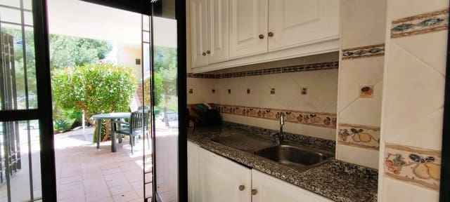 2 bedroom Bungalow for sale in Villamartin, Orihuela with pool garage - € 169,000 (Ref: 9730819)