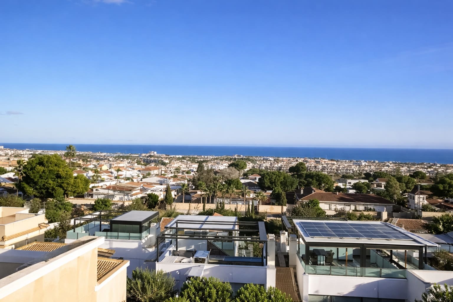 2 bedroom Apartment for sale in Cabo Roig with pool - € 126,000 (Ref: 9737285)