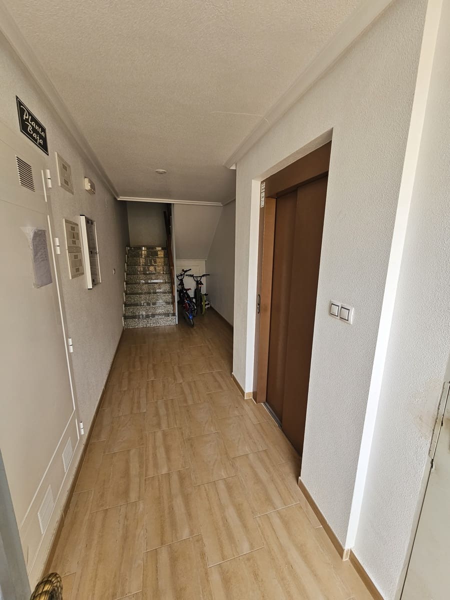 2 bedroom Apartment for sale in Cabo Roig with pool - € 126,000 (Ref: 9737285)