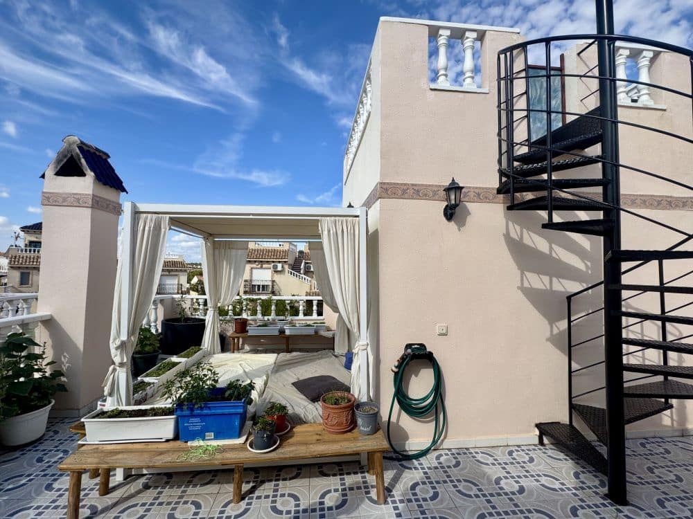 3 soveværelse Villa til salg i Playa Flamenca med swimmingpool garage - € 229.995 (Ref: 9747277)