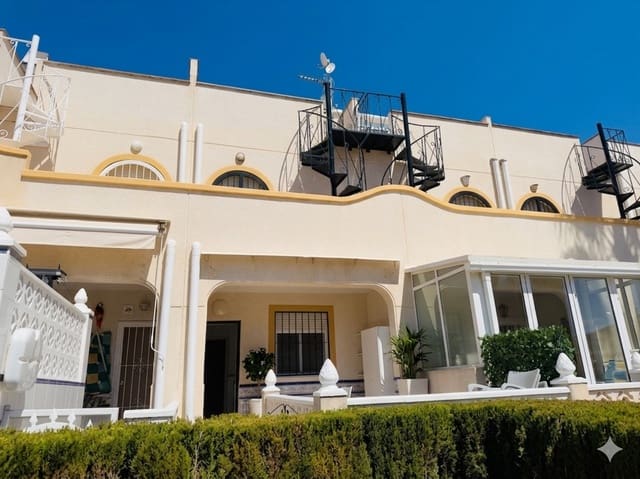 2 quarto Moradia para venda em Playa Flamenca, Orihuela com piscina - 169 995 € (Ref: 9770971)