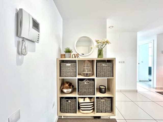 2 slaapkamer Appartement te koop in Villamartin, Orihuela met zwembad garage - € 229.950 (Ref: 9771835)