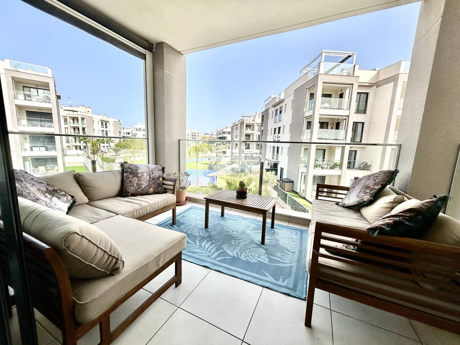 2 slaapkamer Appartement te koop in Villamartin met zwembad garage - € 229.950 (Ref: 9771835)