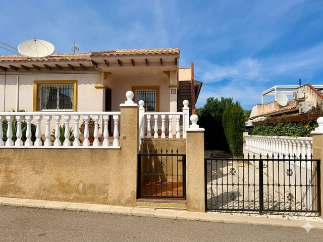 2 chambre Villa/Maison à vendre à Villamartin, Orihuela avec piscine garage - 174 000 € (Ref: 9771837)