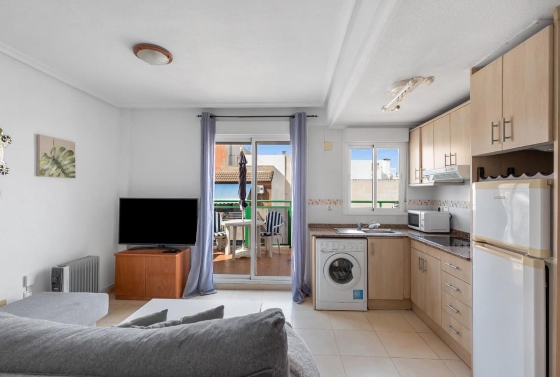 2 bedroom Penthouse for sale in Torrevieja - € 174,900 (Ref: 9773414)