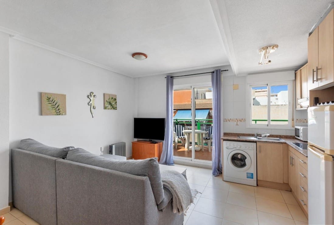 2 bedroom Penthouse for sale in Torrevieja - € 174,900 (Ref: 9773414)