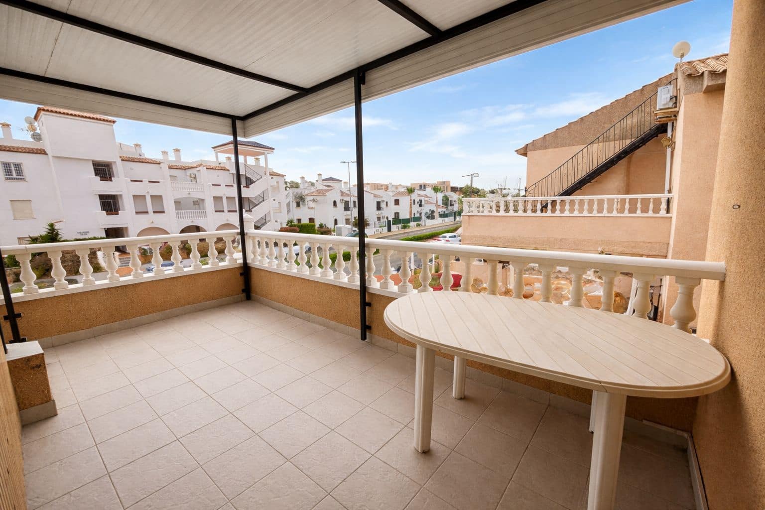 3 quarto Moradia para venda em Playa Flamenca com piscina garagem - 189 500 € (Ref: 9775924)