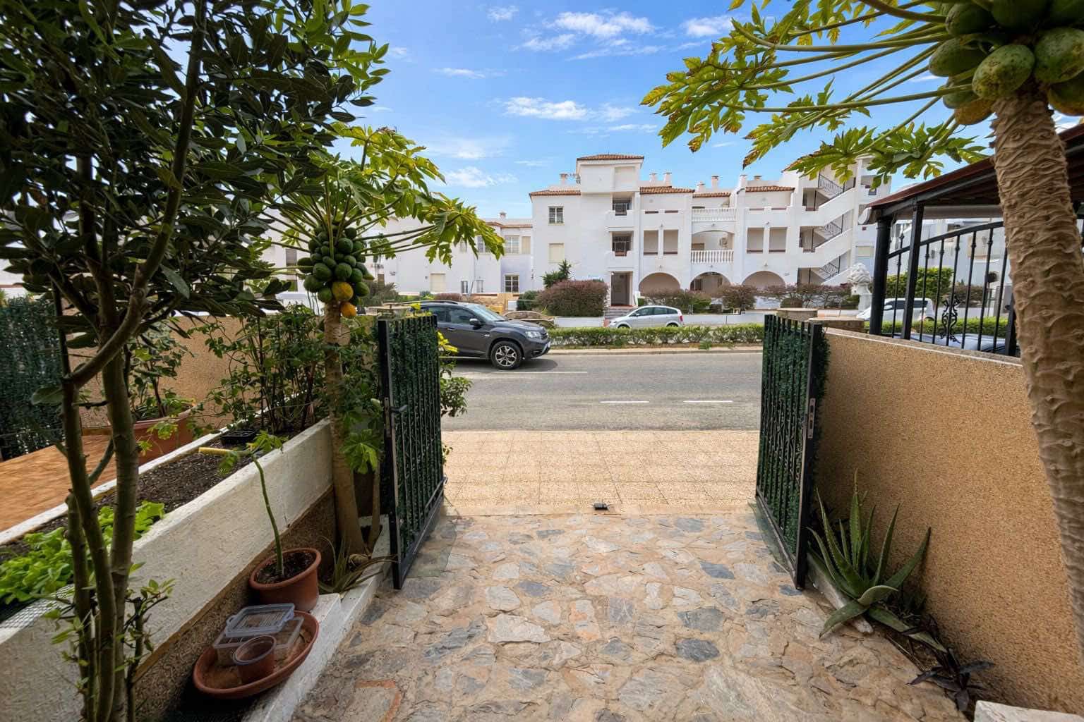 3 quarto Moradia para venda em Playa Flamenca com piscina garagem - 189 500 € (Ref: 9775924)