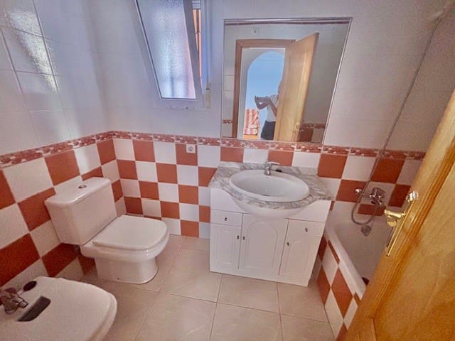 2 chambre Bungalow à vendre à Playa Flamenca avec piscine garage - 129 900 € (Ref: 9790054)