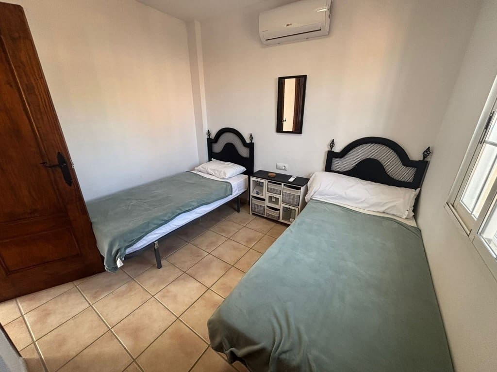 3 quarto Moradia para venda em Playa Flamenca com piscina garagem - 269 900 € (Ref: 9795615)