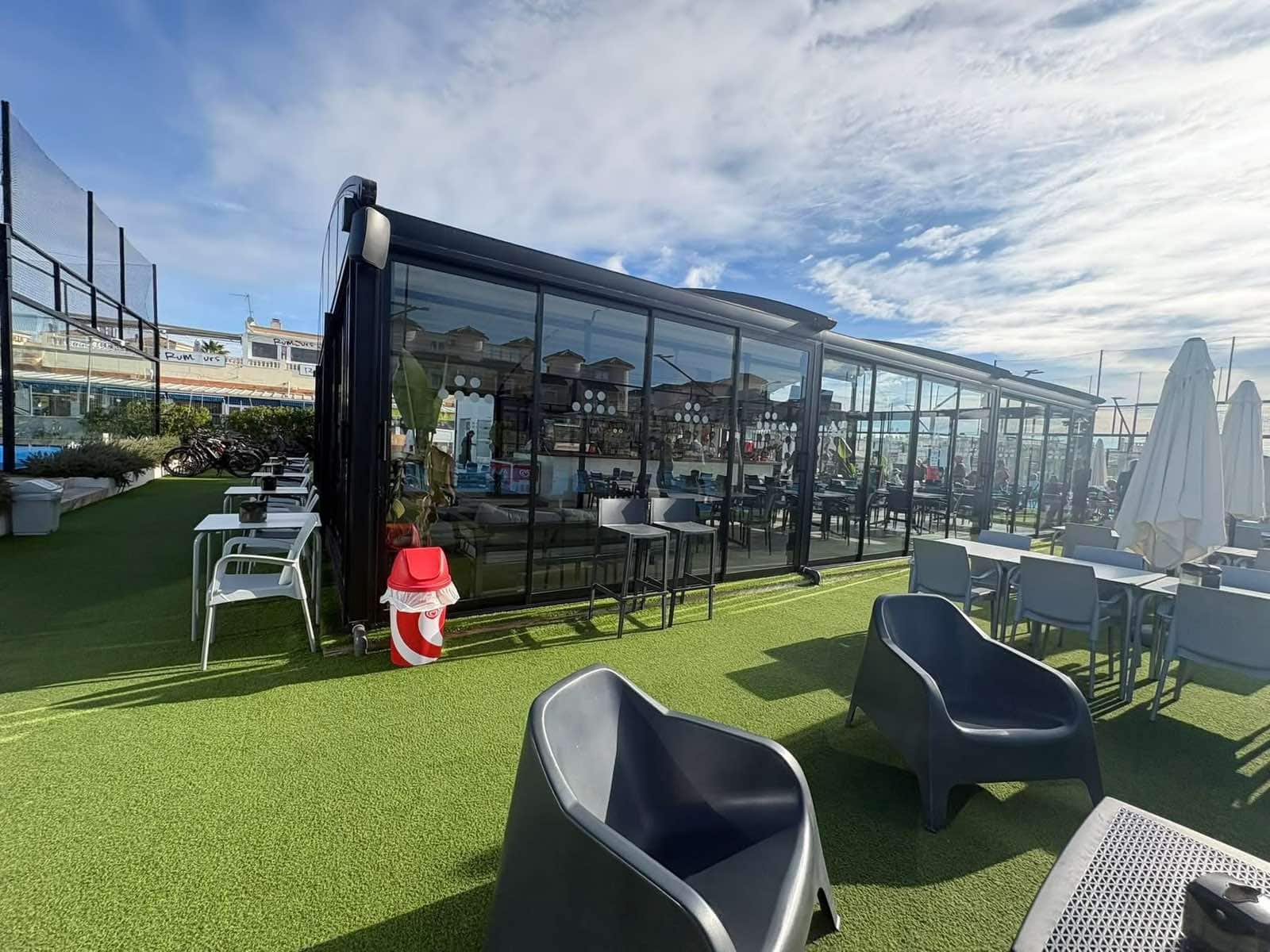 2 sovrum Bungalow till salu i Playa Flamenca med pool - 138 000 € (Ref: 9799970)