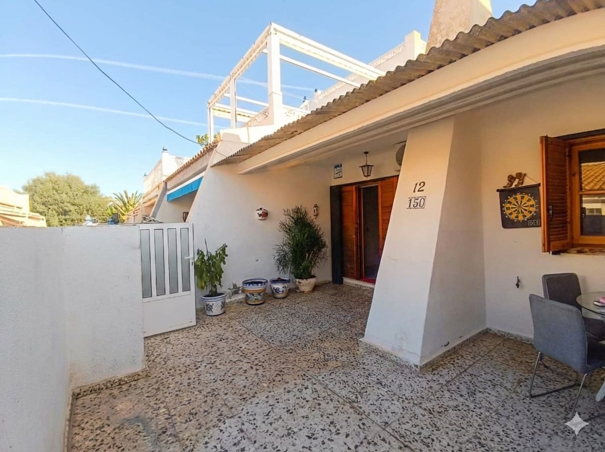 Chalet de 2 habitaciones en Playa Flamenca en venta con piscina - 119.000 € (Ref: 9811019)