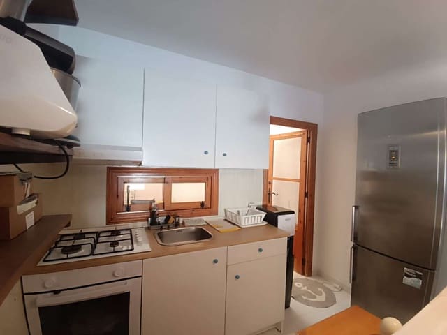 Chalet de 2 habitaciones en Playa Flamenca, Orihuela en venta con piscina - 119.000 € (Ref: 9811019)