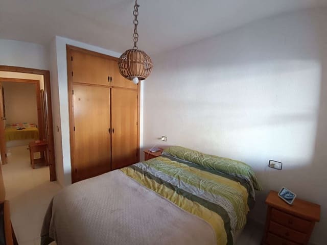 Chalet de 2 habitaciones en Playa Flamenca, Orihuela en venta con piscina - 119.000 € (Ref: 9811019)