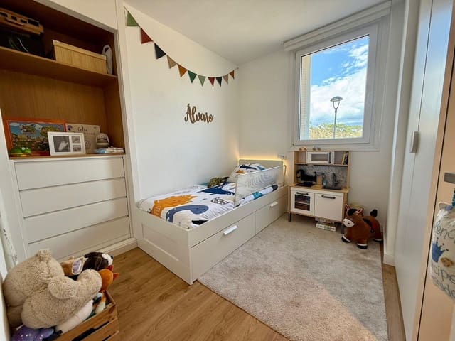 3 makuuhuone Huoneisto myytävänä paikassa La Villajoyosa / Vila Joiosa mukana uima-altaan 
autotalli - 350 000 € (Ref: 10063700)