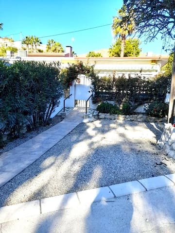 Casa de 2 habitaciones en El Campello en venta con garaje - 238.000 € (Ref: 10063701)